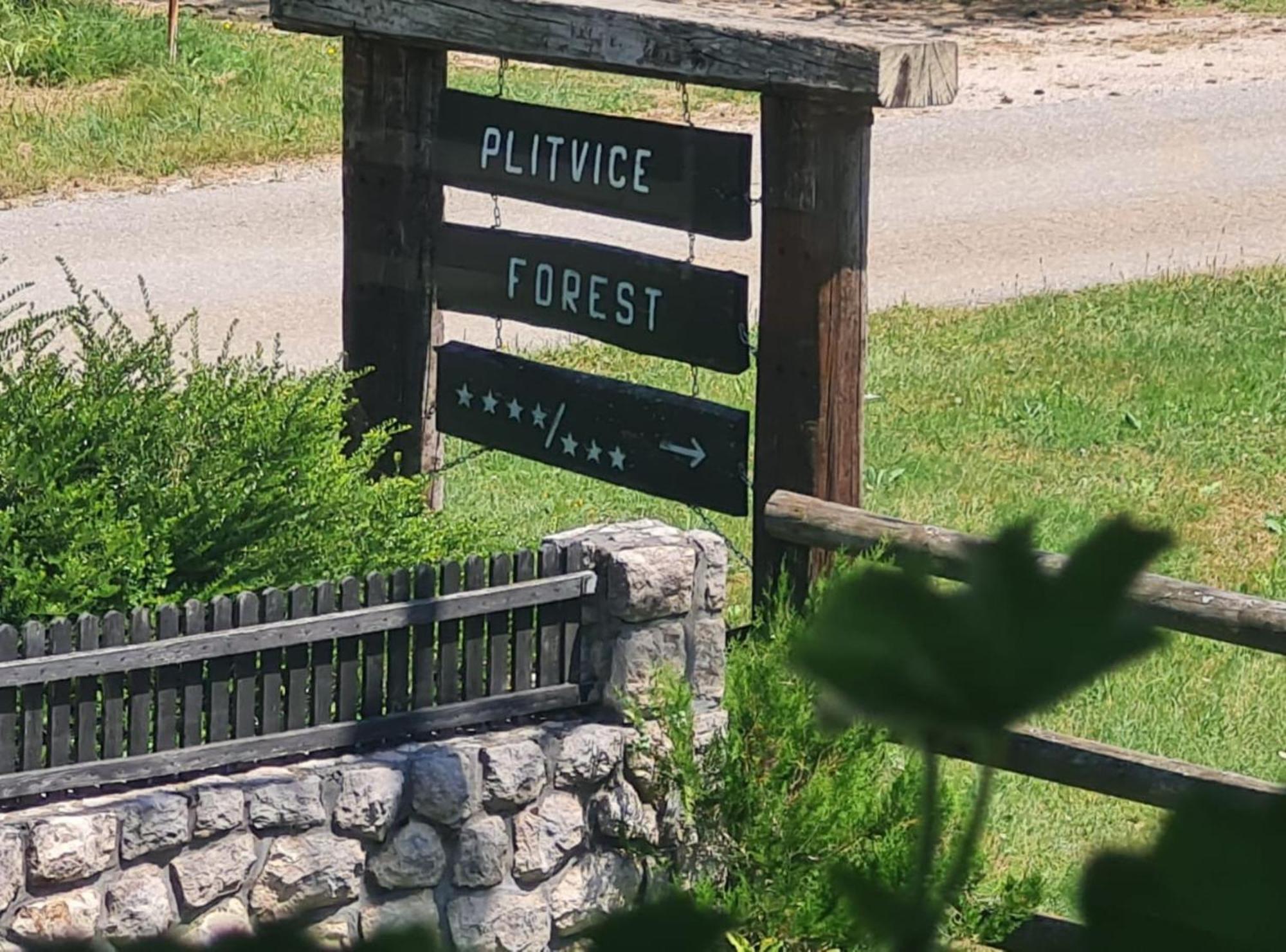 Apartments Plitvice Forest 코레니카 외부 사진